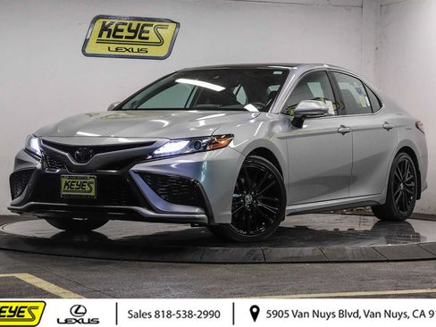Used 2024 Toyota Camry XSE FWD image 1