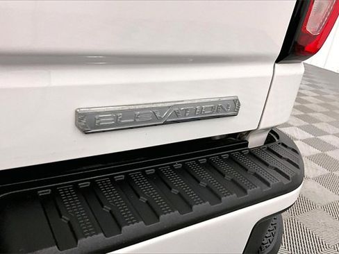 Used 2022 GMC Sierra 1500 Elevation image 8