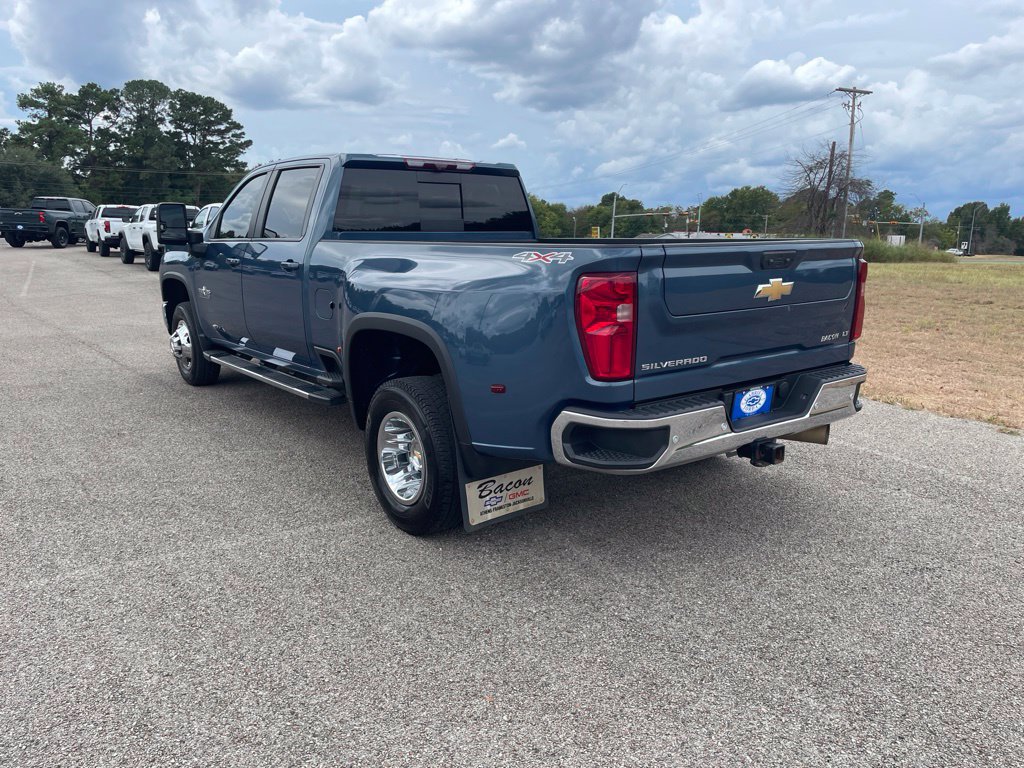 Used 2024 Chevrolet Silverado 3500 LT w/ Texas Edition AWD/4WD image 3