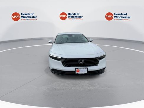 Used 2024 Honda Accord LX image 10