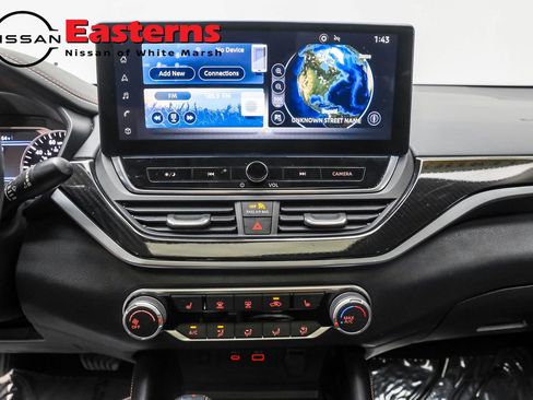 Used 2023 Nissan Altima 2.5 SR w/ SR Premium Package image 18