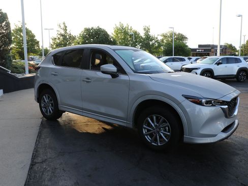 Certified 2025 MAZDA CX-5 AWD 2.5 S w/ Preferred Package image 6