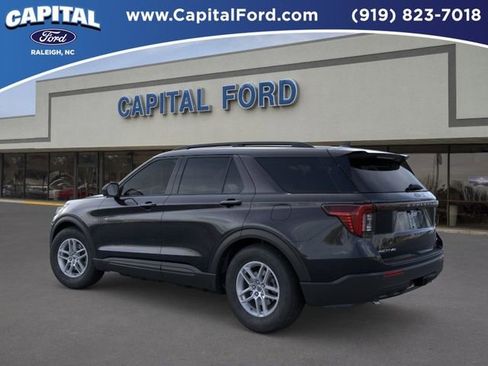 New 2026 Ford Explorer Active image 4