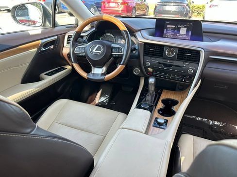 Used 2018 Lexus RX 350L FWD w/ Premium Package image 10