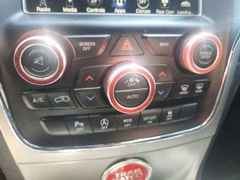 Used 2017 Jeep Grand Cherokee Altitude AWD/4WD image 19
