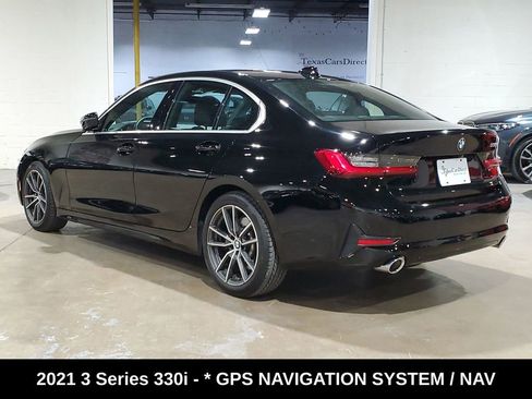 Used 2021 BMW 330i Sedan w/ Convenience Package RWD image 11