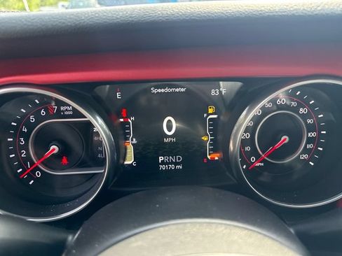 Used 2018 Jeep Wrangler Unlimited Rubicon AWD/4WD image 19