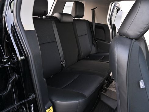 Used 2011 Toyota FJ Cruiser 4WD w/ Convenience Pkg image 17