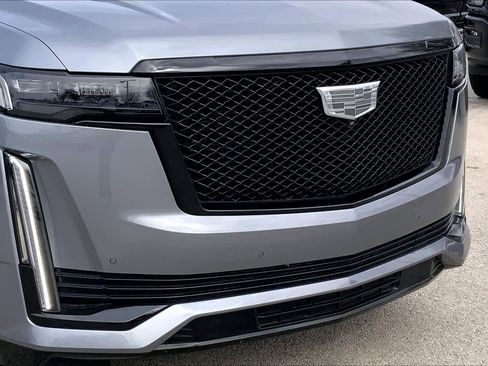 Used 2021 Cadillac Escalade Sport w/ Driver Assist Tech Package image 27