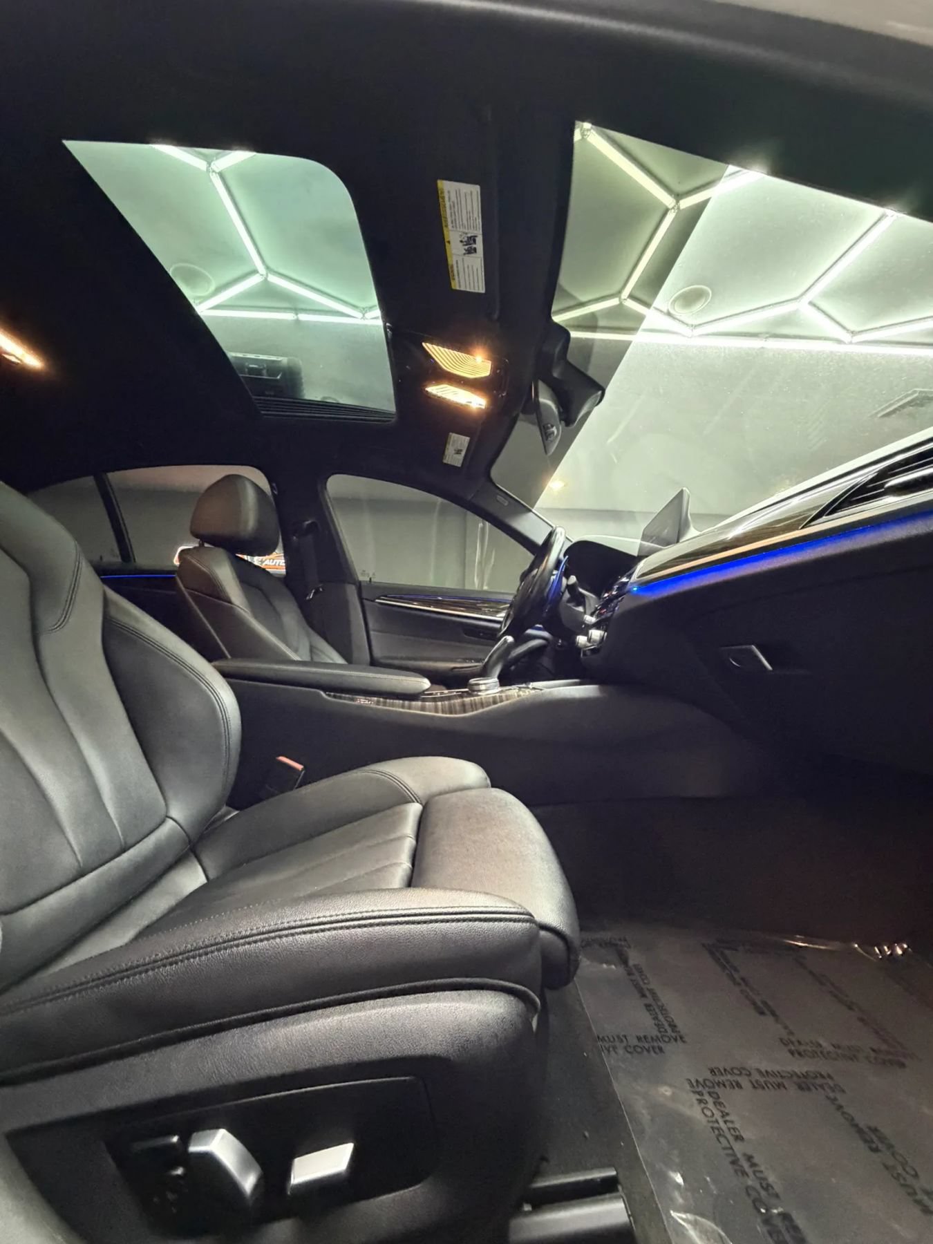 Used 2018 BMW 530e w/ Premium Package 2 RWD image 35