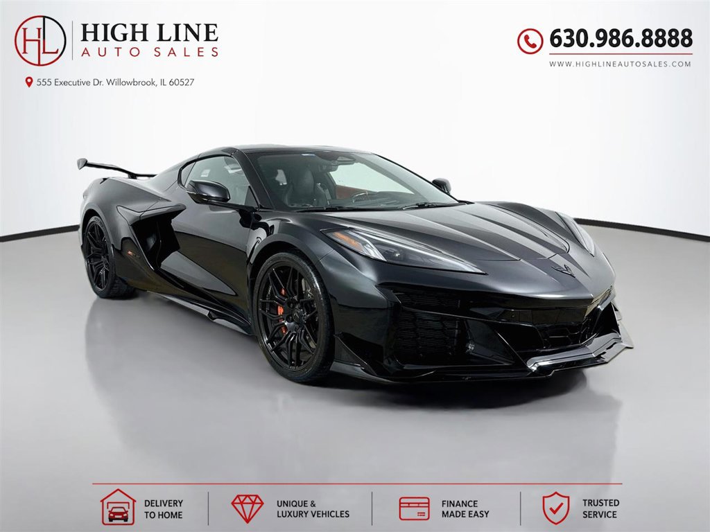 Used 2025 Chevrolet Corvette Z06 RWD image 1
