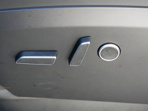 Used 2024 Tesla Model X image 20