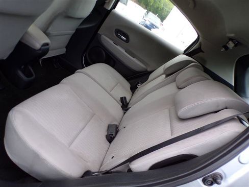 Used 2018 Honda HR-V LX image 27