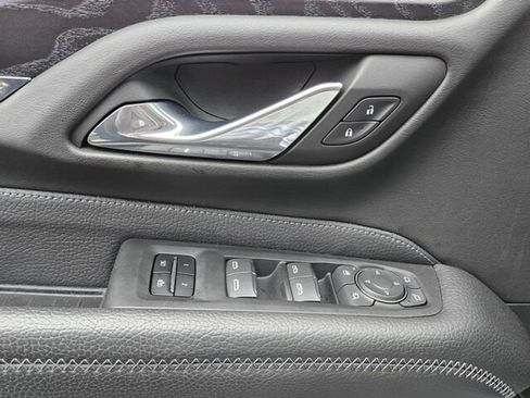 Used 2023 GMC Yukon Denali image 33