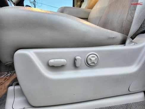 Used 2013 GMC Yukon XL Denali image 13