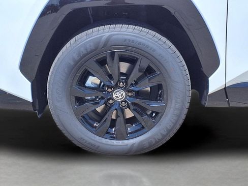 Certified 2026 Toyota RAV4 SE AWD/4WD image 10
