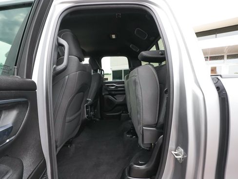 Used 2025 RAM 1500 Big Horn AWD/4WD image 30