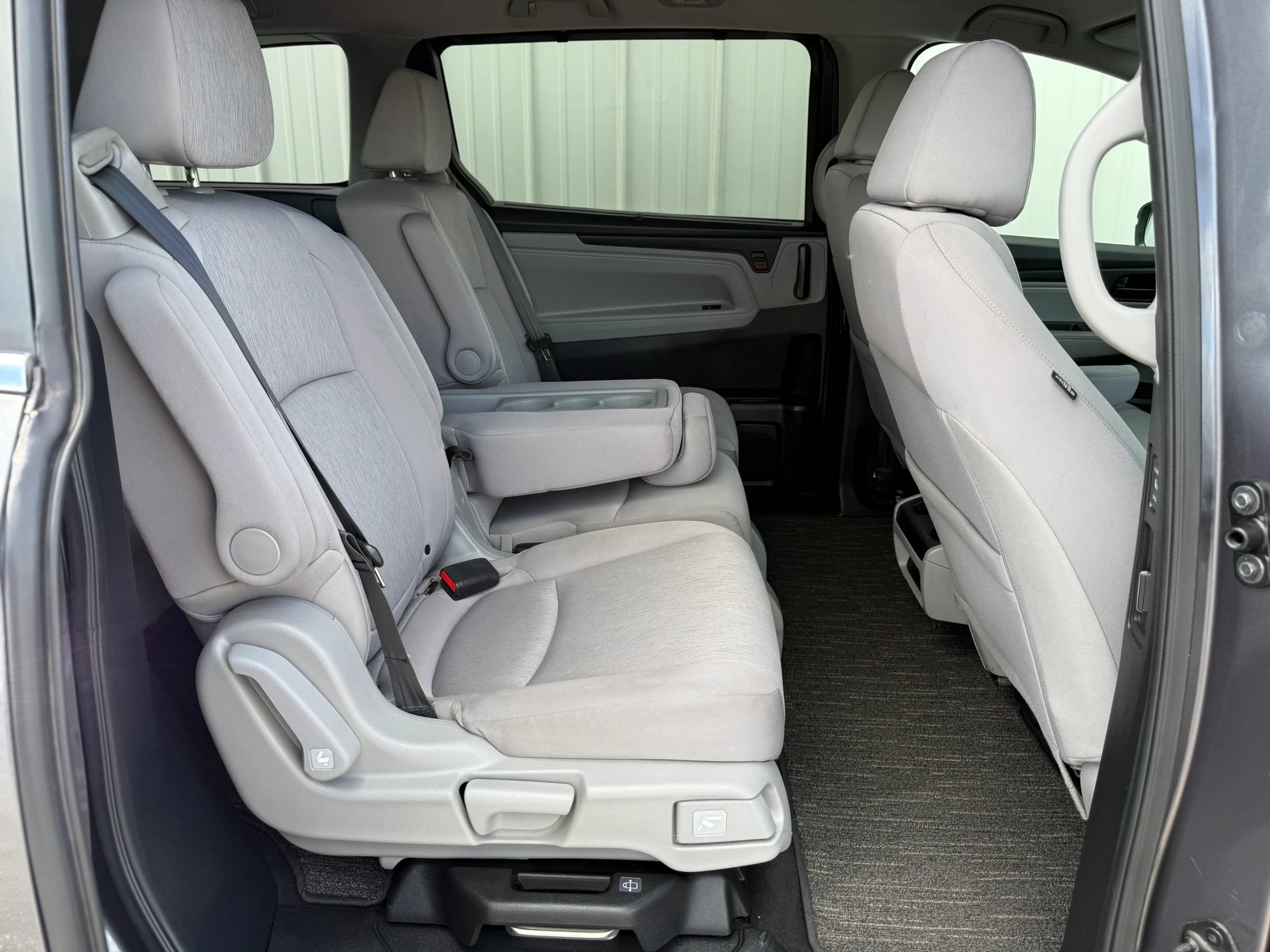 Used 2023 Honda Odyssey EX image 33