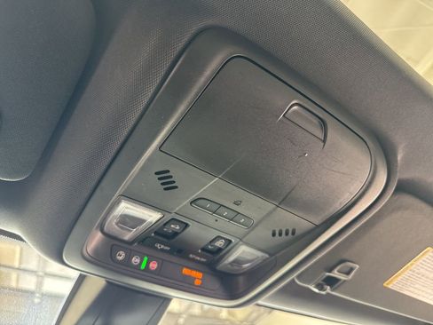 Used 2019 Chevrolet Blazer Premier w/ Sun and Wheels Package image 30