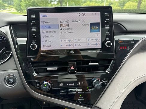 Used 2023 Toyota Camry XLE w/ Navigation Package FWD image 12