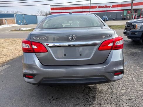Used 2018 Nissan Sentra SV image 7