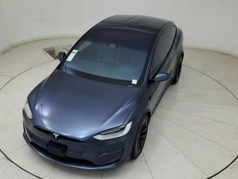 Used 2022 Tesla Model X image 80