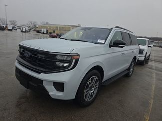 Used 2025 Ford Expedition Active video 2