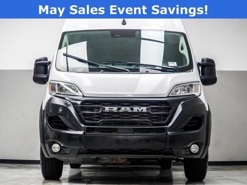 Used 2024 RAM ProMaster 2500 w/ Convenience Group FWD image 8