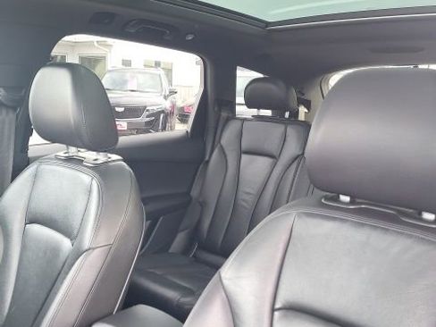 Used 2017 Audi Q7 3.0T Premium image 9