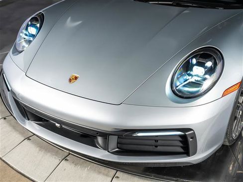 Certified 2021 Porsche 911 Carrera RWD image 11