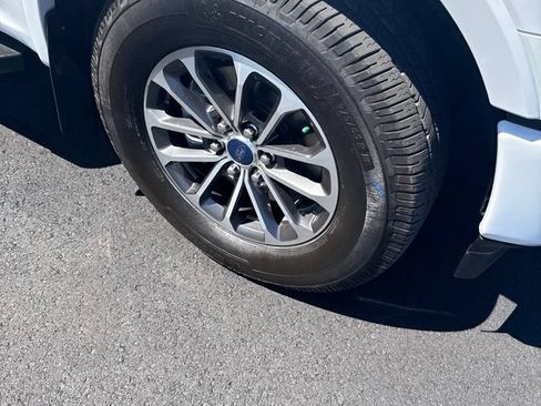 Used 2019 Ford F150 Lariat AWD/4WD image 5