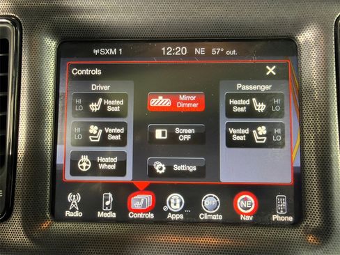 Used 2015 Dodge Challenger SXT Plus image 28