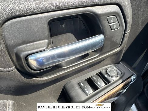 Used 2022 Chevrolet Silverado 2500 LT w/ Convenience Package AWD/4WD image 9