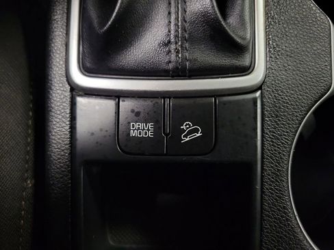 Used 2019 Kia Sportage LX image 16