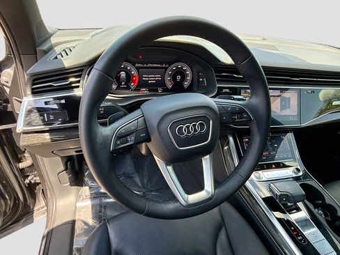 Used 2021 Audi Q7 3.0T Prestige w/ Prestige Package image 40