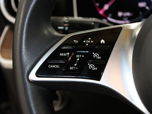 Used 2025 Mercedes-Benz C 300 Sedan image 26