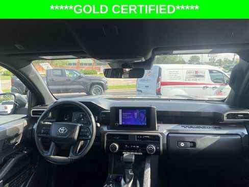 Certified 2024 Toyota Tacoma SR5 AWD/4WD image 38