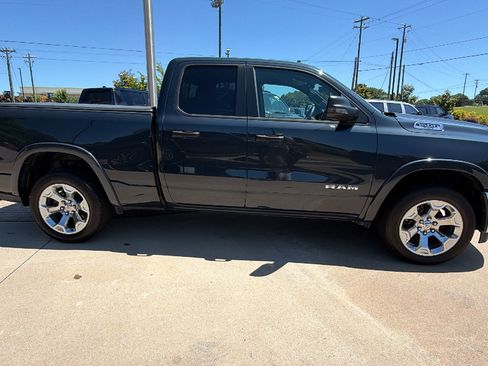 Used 2025 RAM 1500 Big Horn AWD/4WD image 7