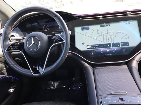 Used 2023 Mercedes-Benz EQS 580 4MATIC Sedan image 44
