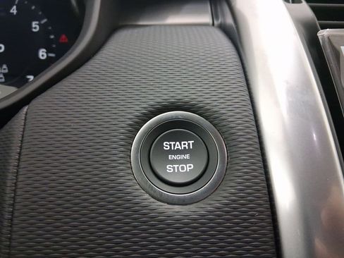 New 2026 Land Rover Discovery Limited Edition AWD/4WD image 22