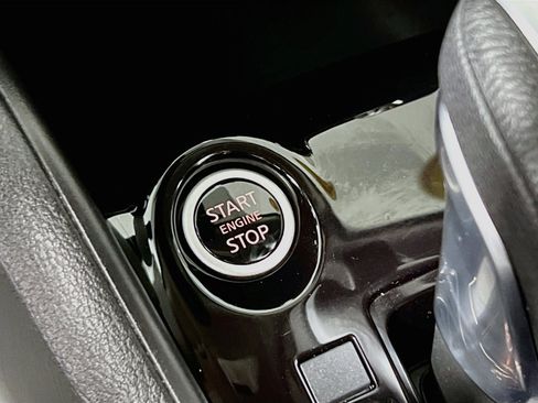 Used 2022 Nissan Kicks S FWD image 23