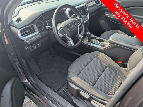 Used 2018 GMC Acadia SLE AWD/4WD image 13