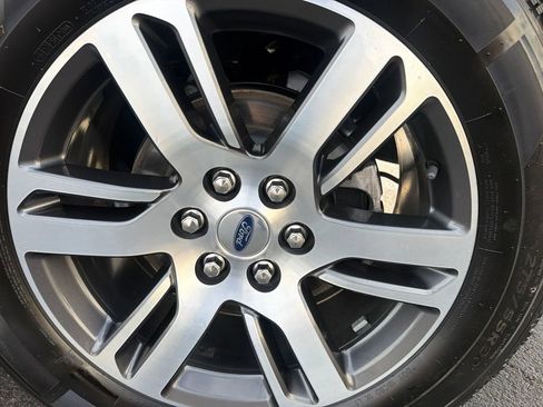 Used 2022 Ford Expedition Limited AWD/4WD image 57