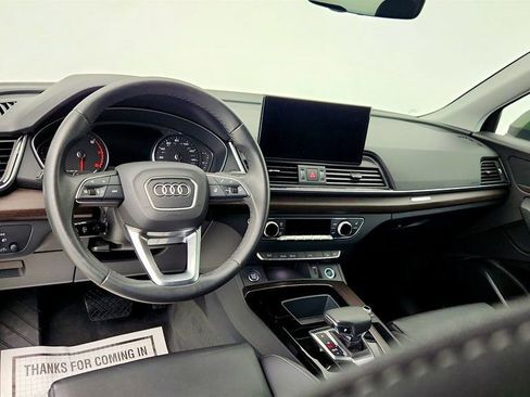 Used 2024 Audi Q5 2.0T Premium w/ Convenience Package AWD/4WD image 12