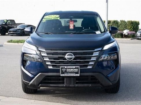 Used 2024 Nissan Rogue SV image 29