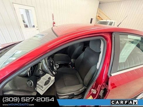 Used 2011 Chevrolet Cruze LT FWD image 17