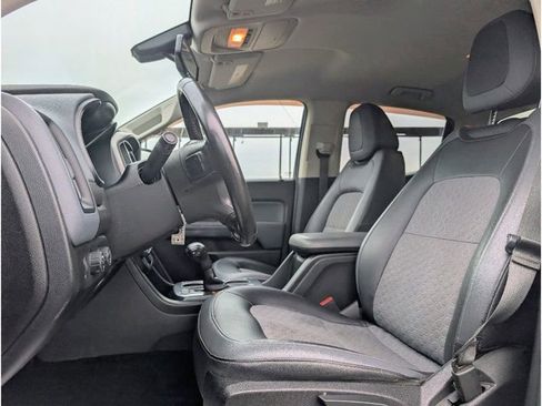 Used 2016 Chevrolet Colorado Z71 w/ LPO, Gearon Divider Package image 14