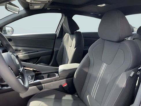 New 2026 Hyundai Venue SEL image 12