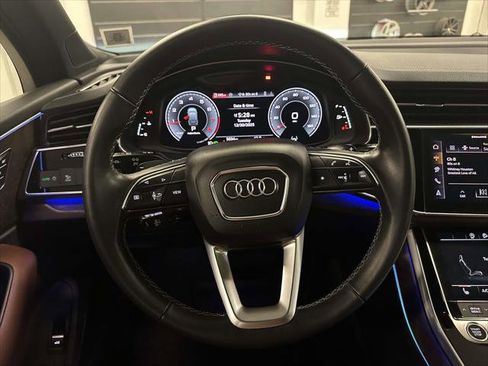 Used 2025 Audi Q7 2.0T Premium w/ Convenience Plus Package image 13