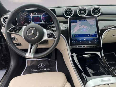 Certified 2025 Mercedes-Benz C 300 4MATIC Sedan image 10